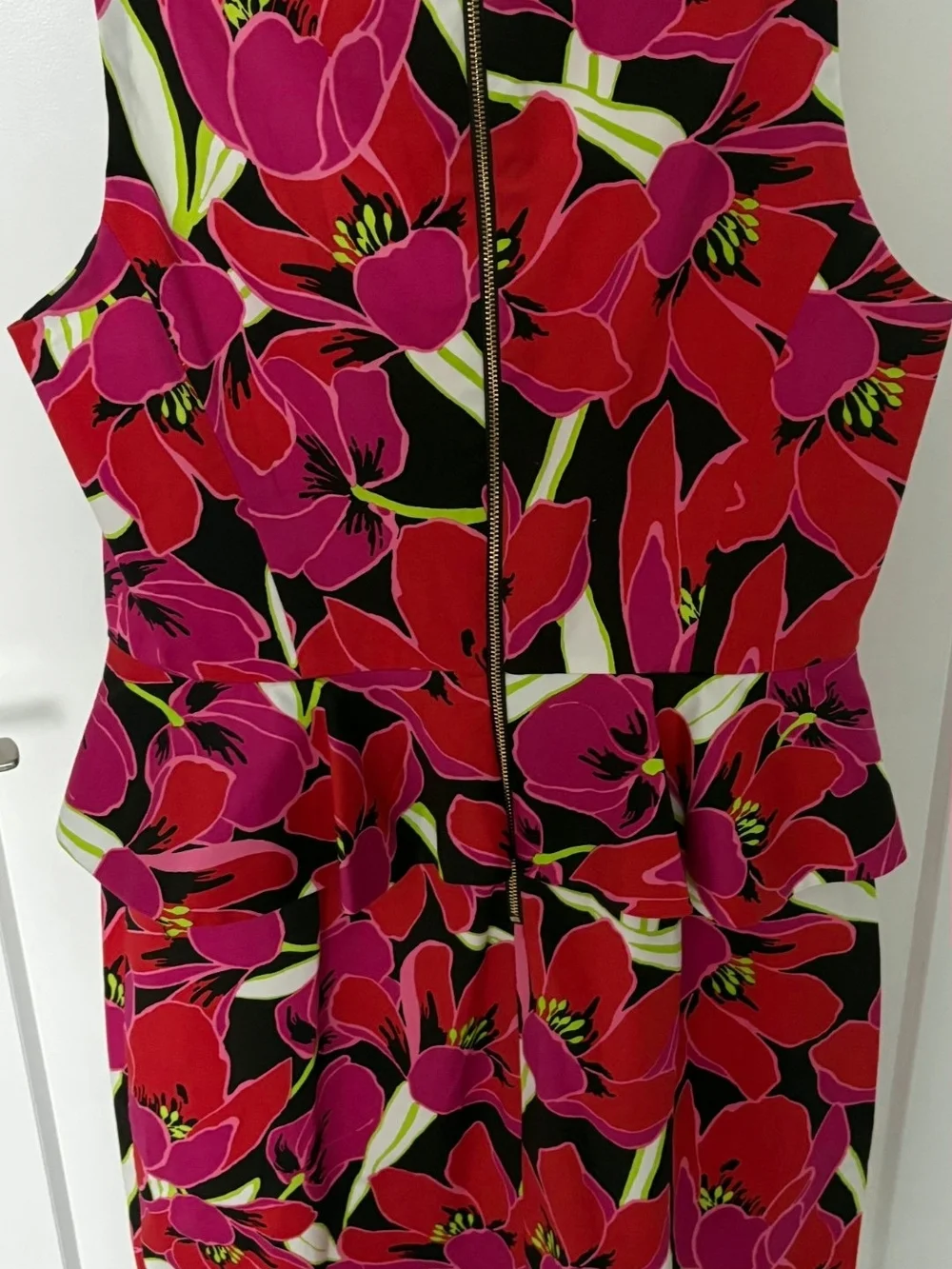 Kate Spade Pink, Red & Black Floral Print Dress